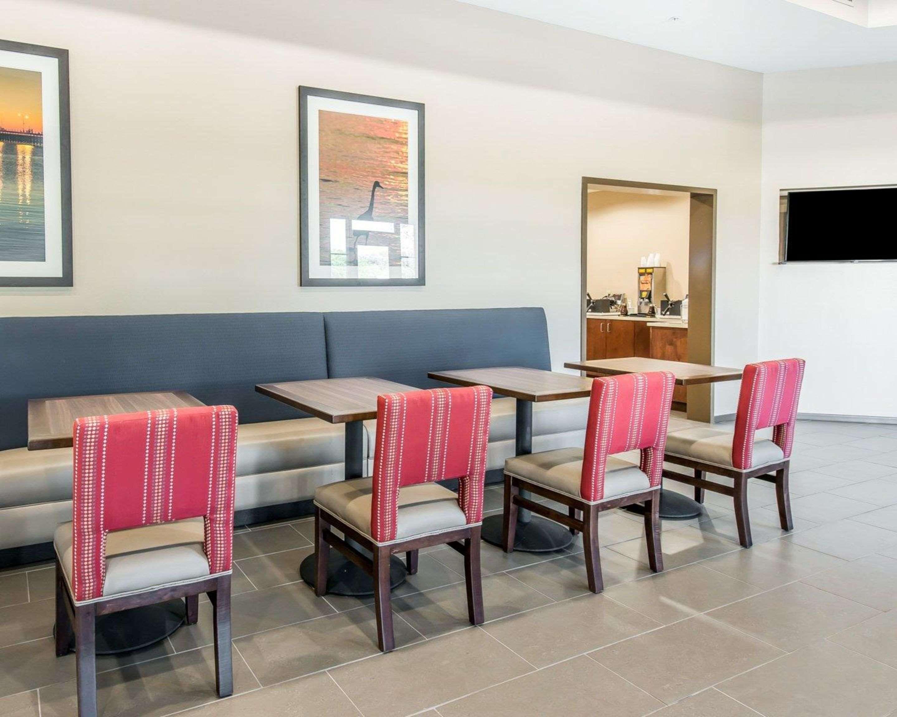 Comfort Suites Dunnellon Near Rainbow Springs Exteriör bild