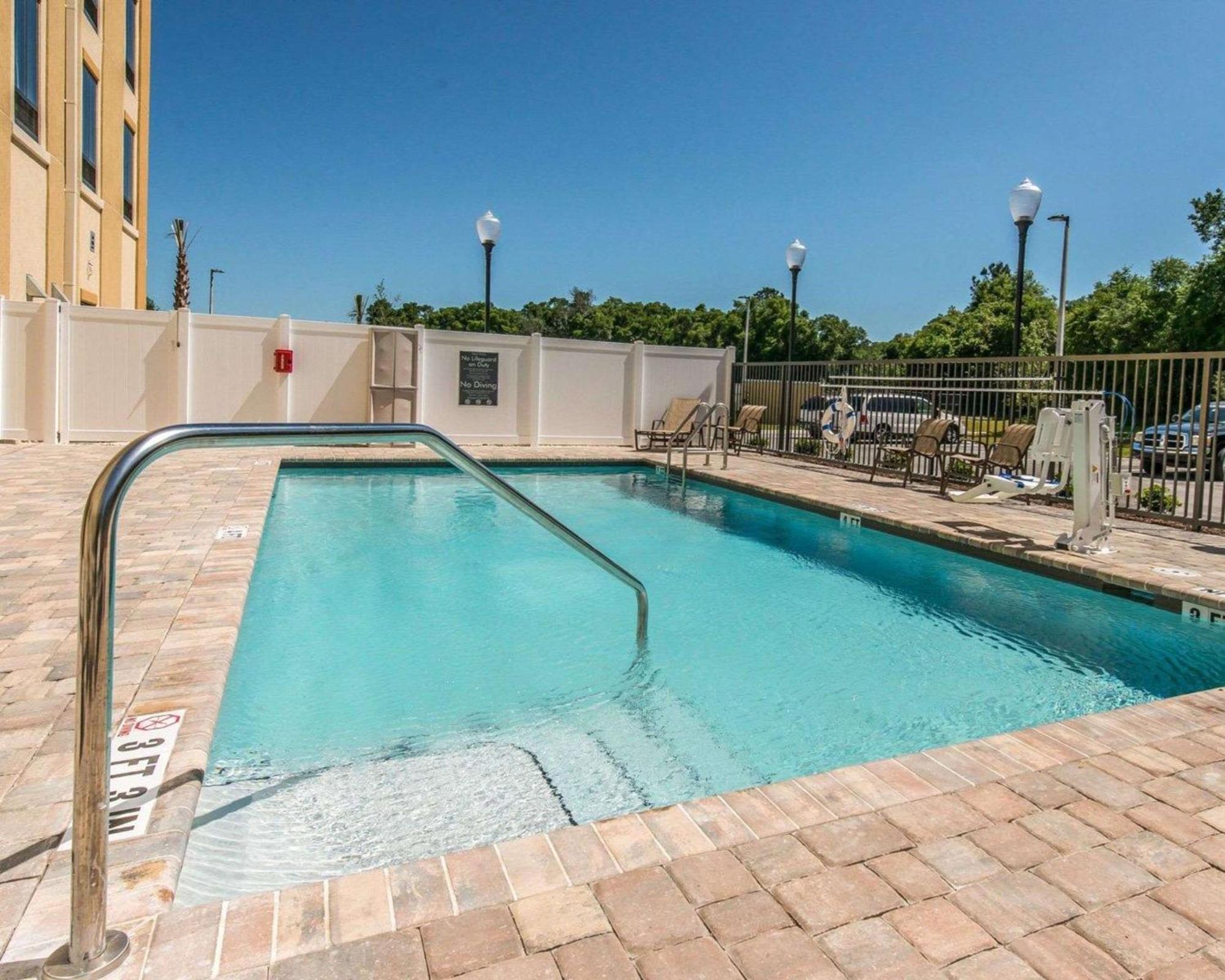 Comfort Suites Dunnellon Near Rainbow Springs Exteriör bild