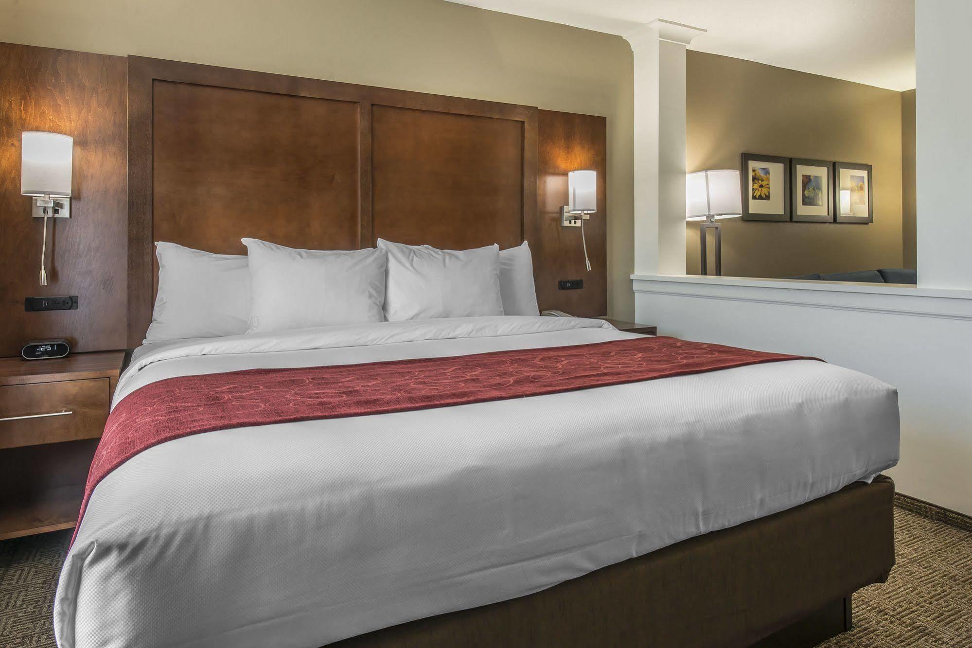 Comfort Suites Dunnellon Near Rainbow Springs Exteriör bild
