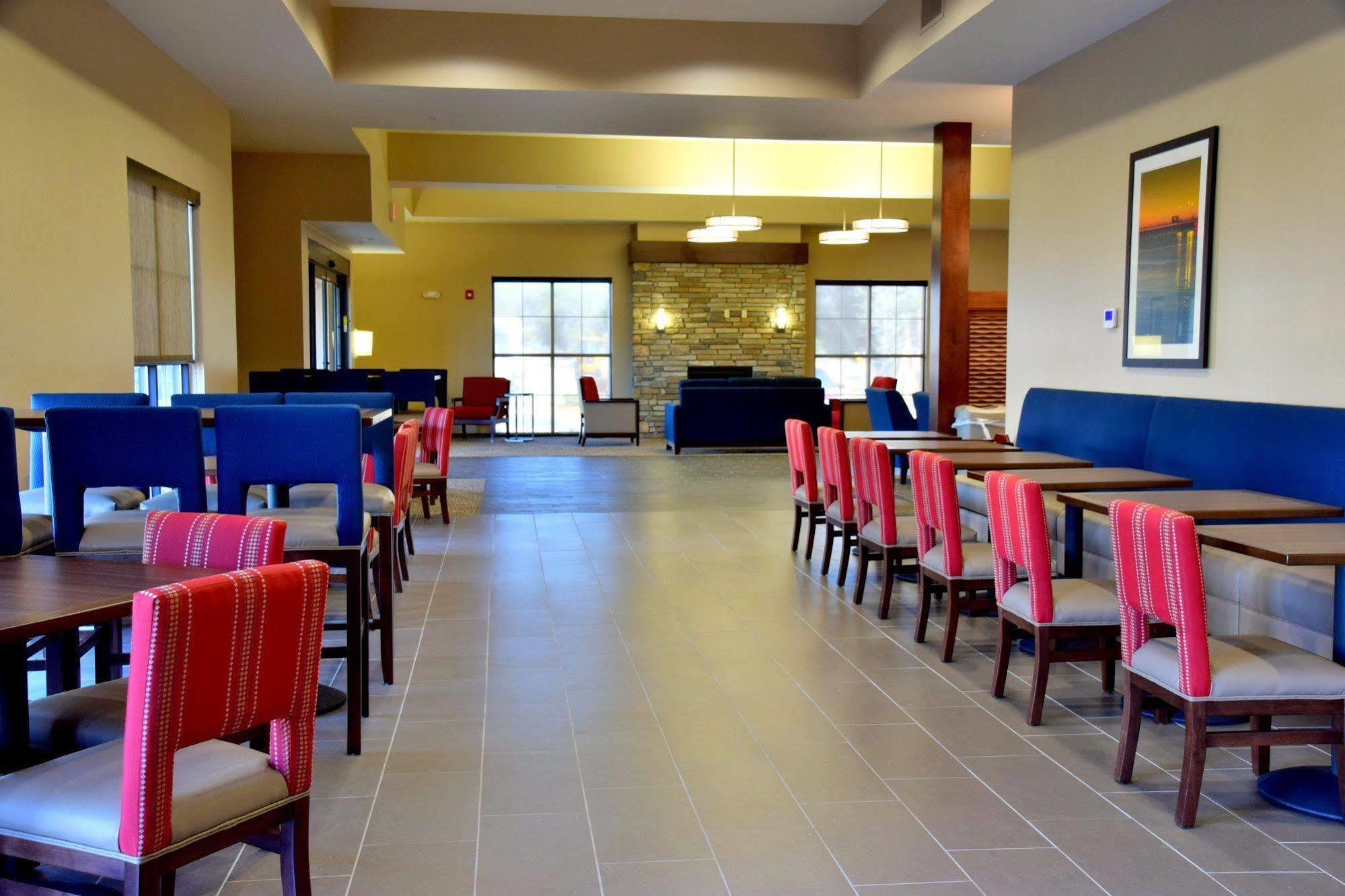 Comfort Suites Dunnellon Near Rainbow Springs Exteriör bild