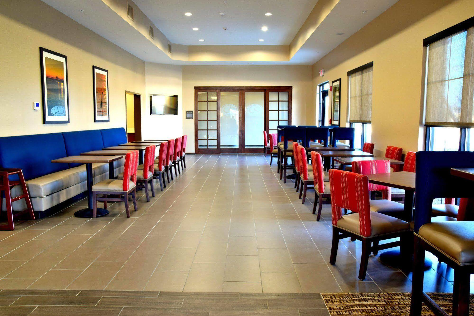 Comfort Suites Dunnellon Near Rainbow Springs Exteriör bild