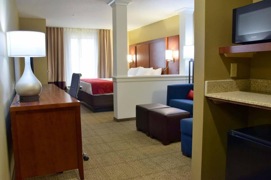 Comfort Suites Dunnellon Near Rainbow Springs Exteriör bild
