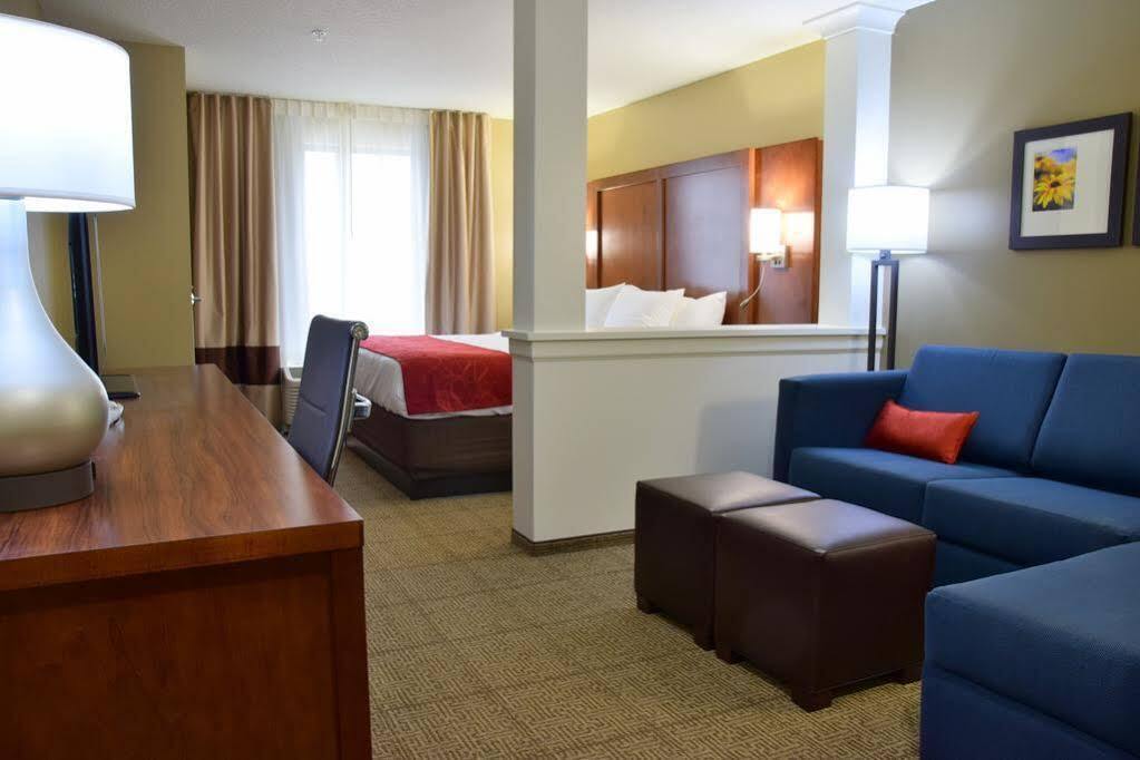 Comfort Suites Dunnellon Near Rainbow Springs Exteriör bild